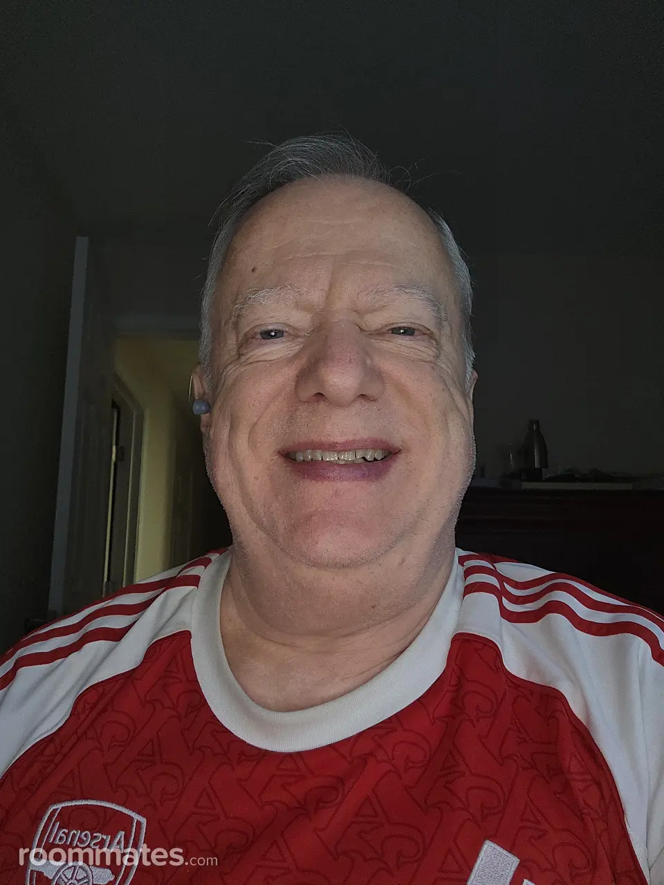 Profile photo 4 of 4