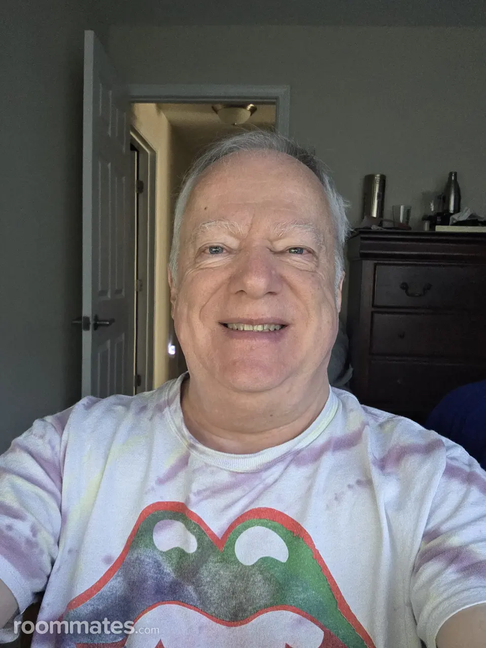 Profile photo 3 of 4