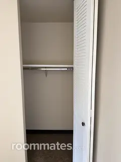 Room for rent in Michigan City, IN $600, townhouse