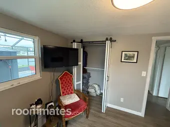 Room for rent in Holiday, FL $1300, house
