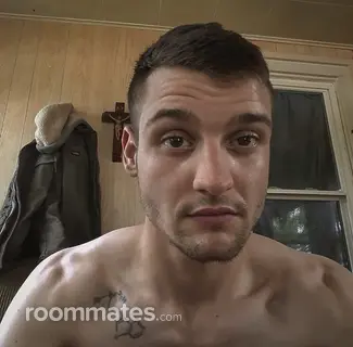 Roommate looking Chicago, IL, $2000