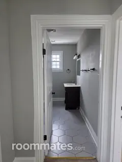 Room for rent in Richmond, VA $750, house