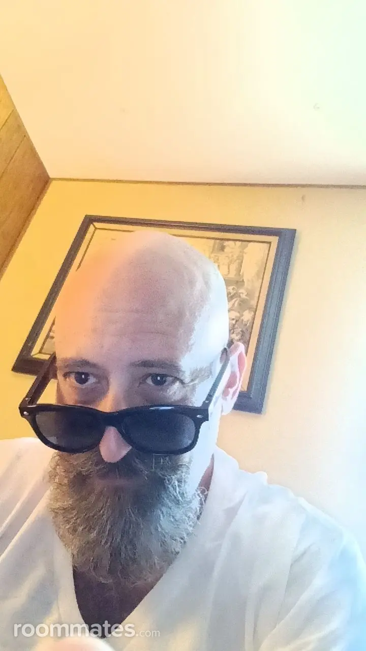 Profile photo 5 of 6