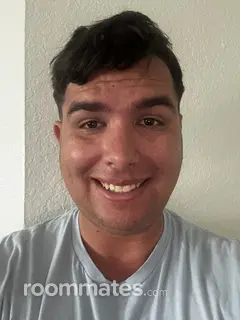 Roommate looking Anaheim, CA, $900