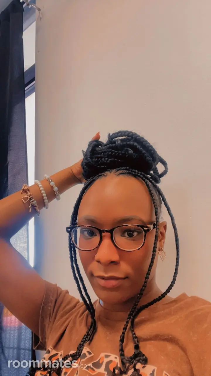 Profile photo 4 of 6