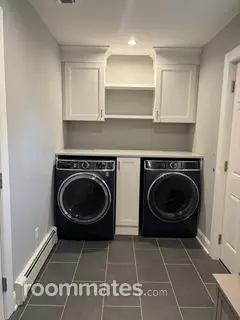 Room for rent in Tampa, FL $980, house
