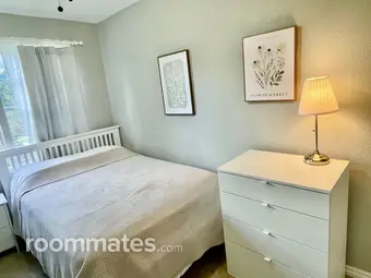 Room for rent in Garland, TX $770, townhouse