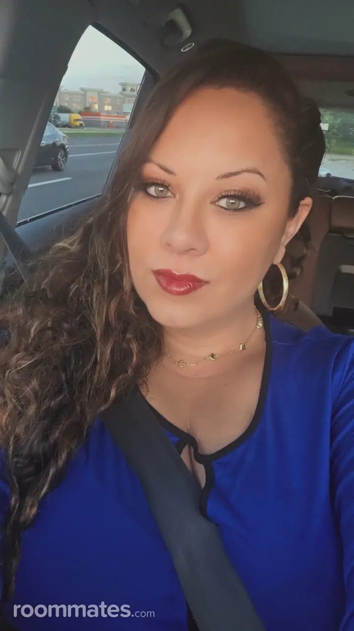 Profile photo 8 of 8