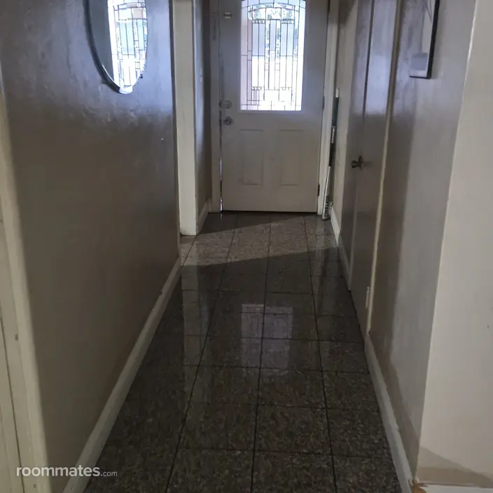 Room for rent in Ceres, CA $800, house
