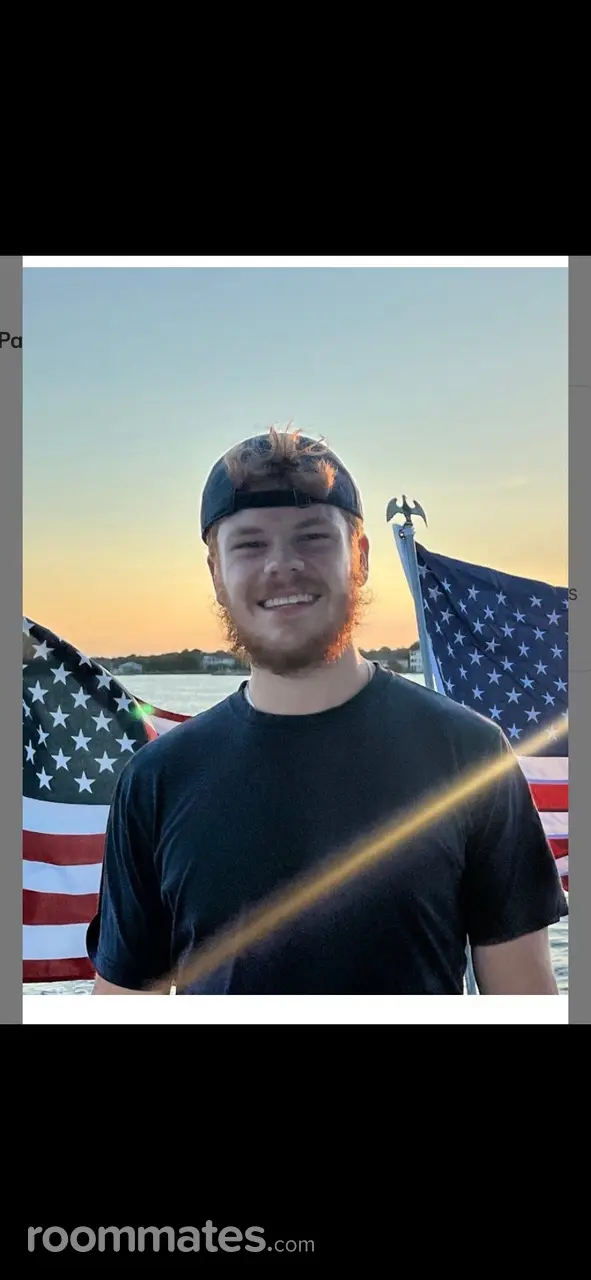 Profile photo 3 of 4