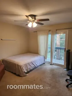 Room for rent in Boulder, CO $1200, condo