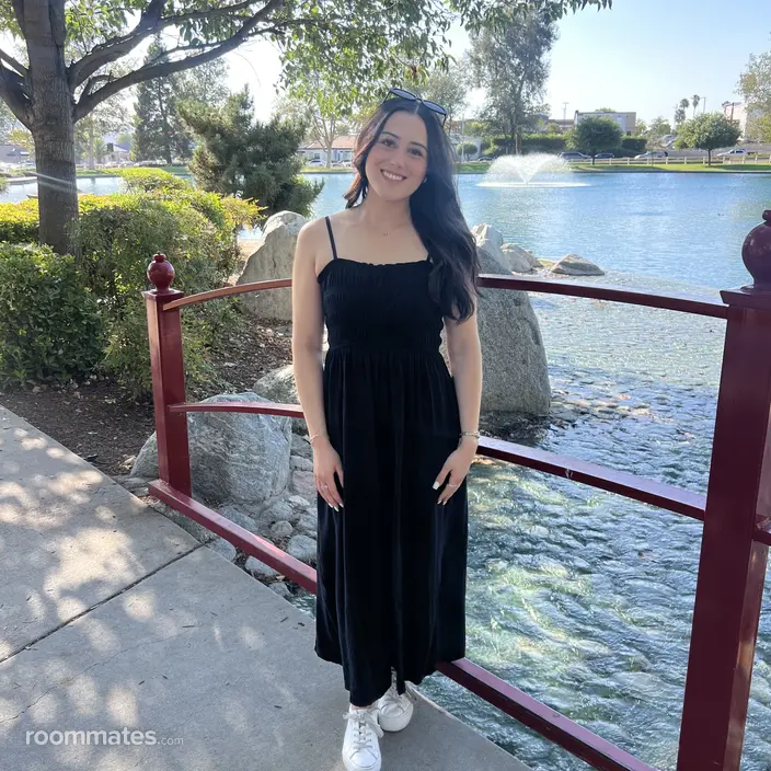 Roommate looking Irvine CA, $1500