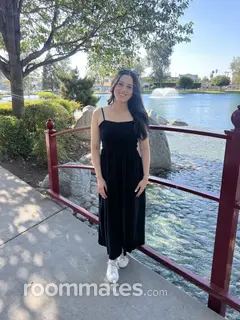 Roommate looking Irvine CA, $1500
