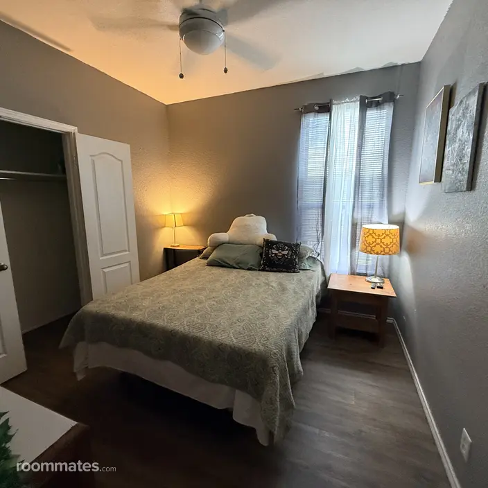 Room for rent in Kyle, TX $700, house