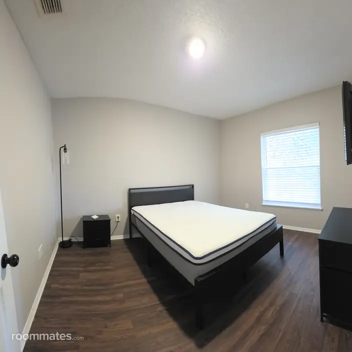 Room for rent in Orlando, FL $950, house