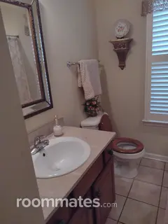 Room for rent in Birmingham, AL $1000, house
