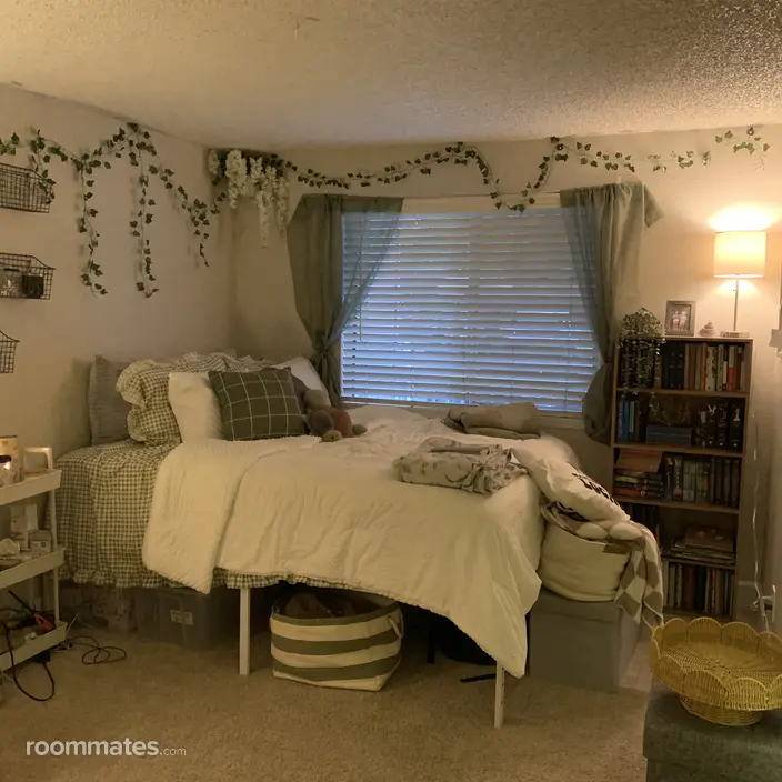 Room for rent in Renton, WA $1004, apartment