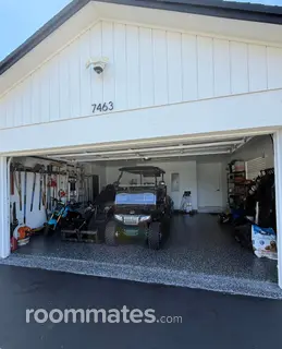 Room for rent in Hobe Sound, FL $2200, house