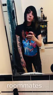 Roommate looking Anaheim, CA, $600