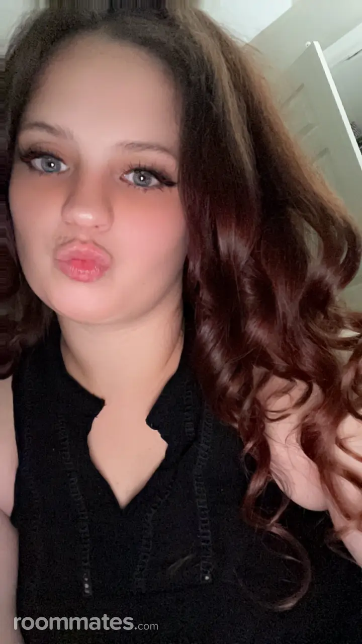 Profile photo 3 of 6