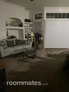 Room for rent in Orlando, FL $938, condo