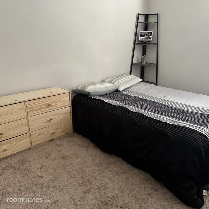 Room for rent in Charlotte, NC $1000, house