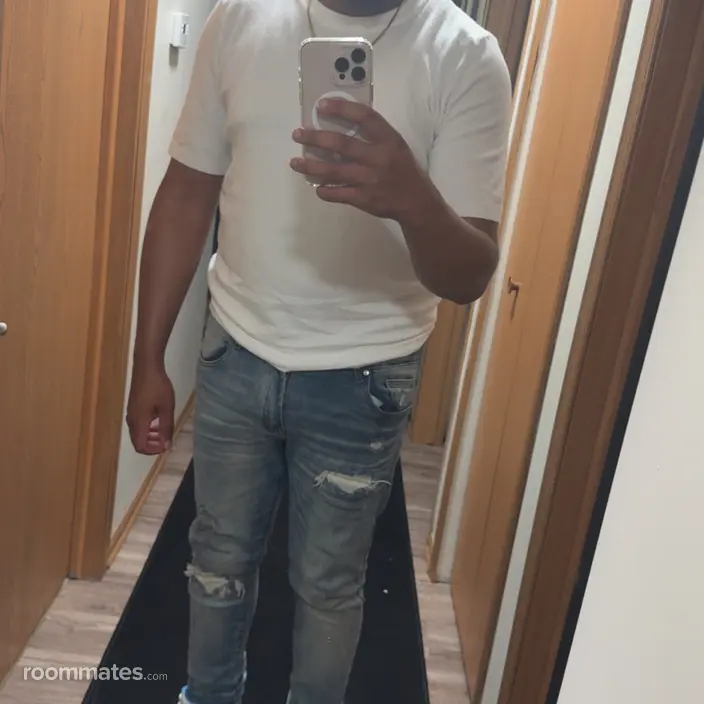 Roommate looking Akron, OH, $600