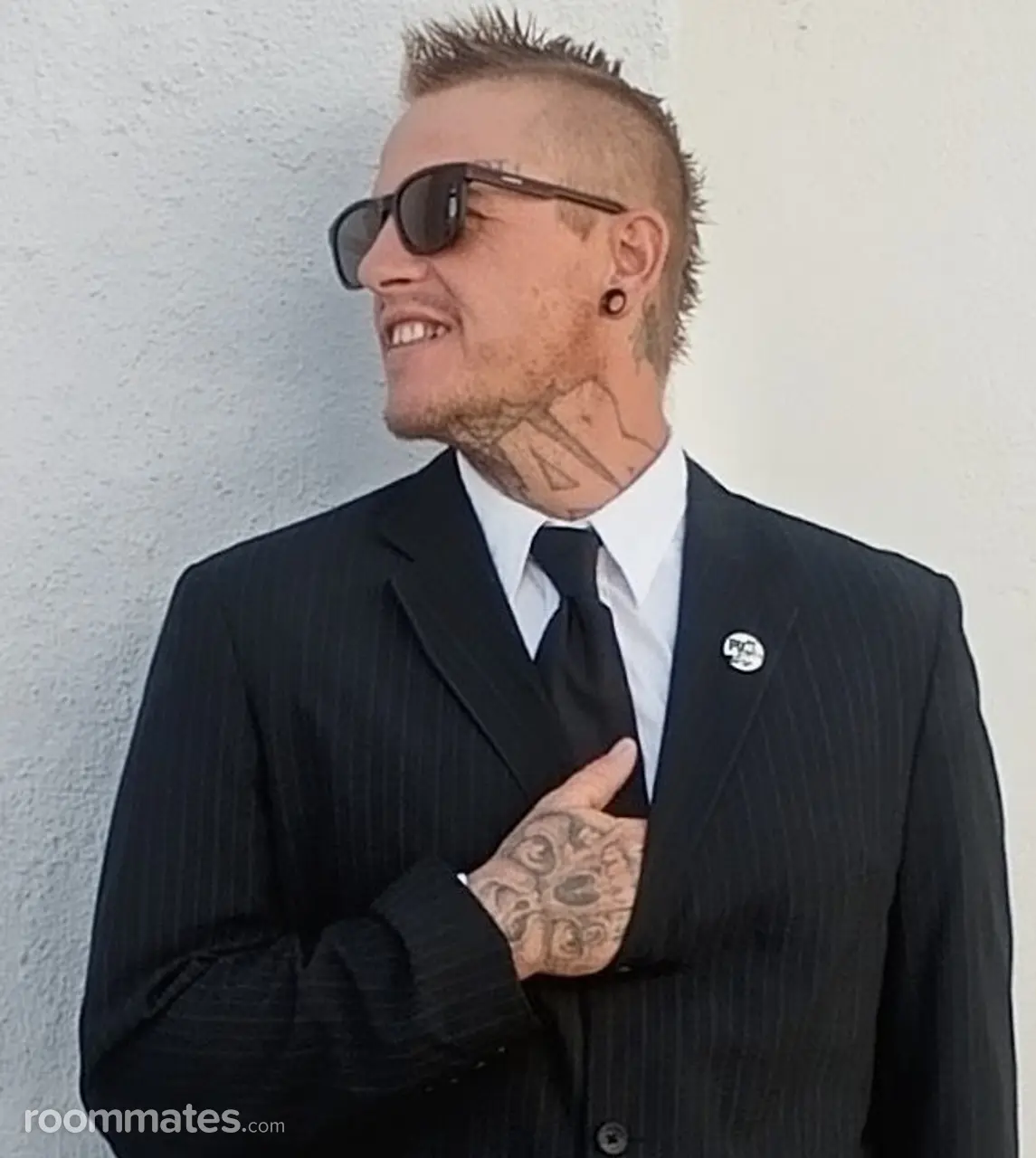 Profile photo 2 of 4
