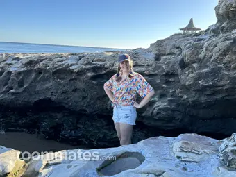 Roommate looking Long Beach, CA, $1400