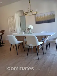 Room for rent in Henderson, NV $500, condo