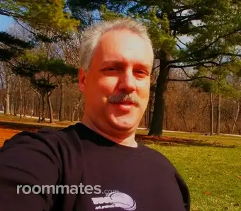 Roommate looking Elgin, IL, $700