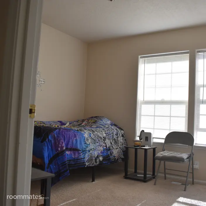 Room for rent in Eugene, OR $690, house