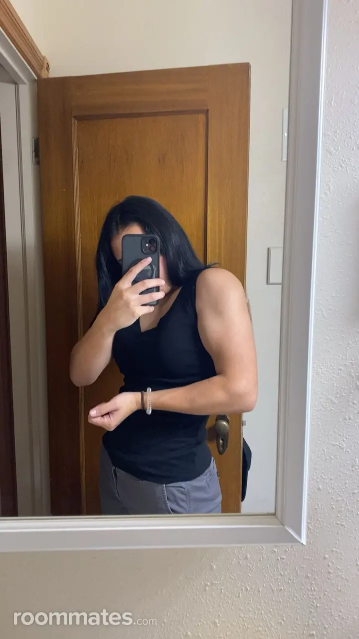 Profile photo 6 of 6