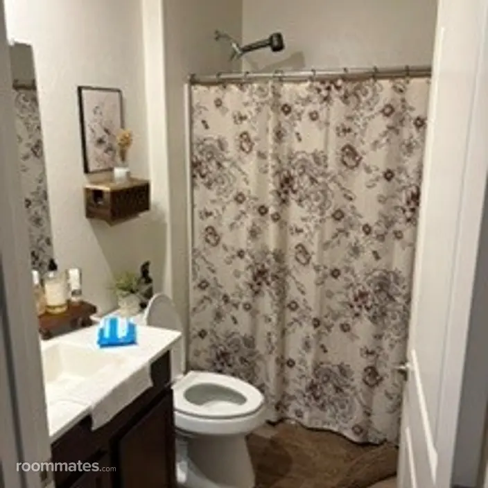 Room for rent in Marana, AZ $1200, house