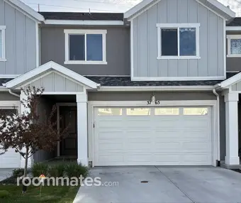 Room for rent in West Haven, UT $750, townhouse