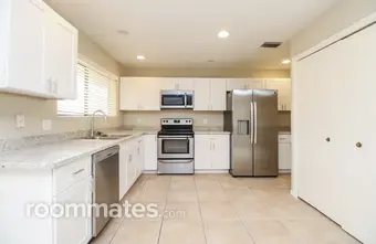 Room for rent in Mesa, AZ $1950, house