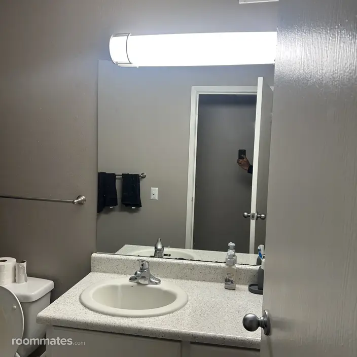 Room for rent in Ontario, CA $1000, apartment