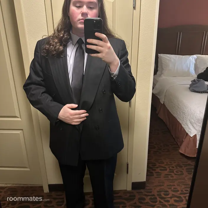 Roommate looking Schaumburg, IL, $700