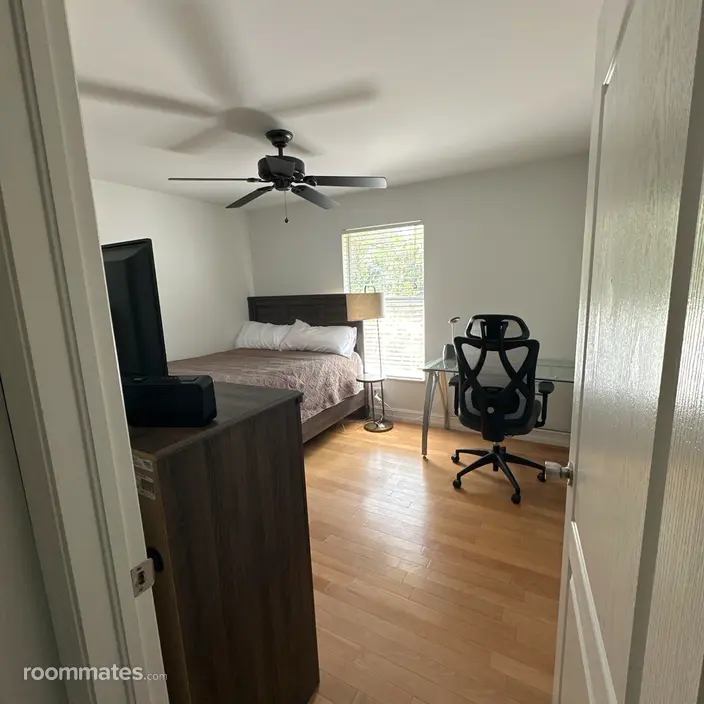 Room for rent in Naples, FL $850, house