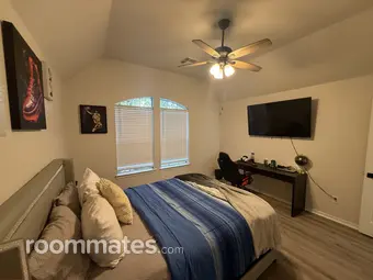 Room for rent in Missouri City, TX $1175, house