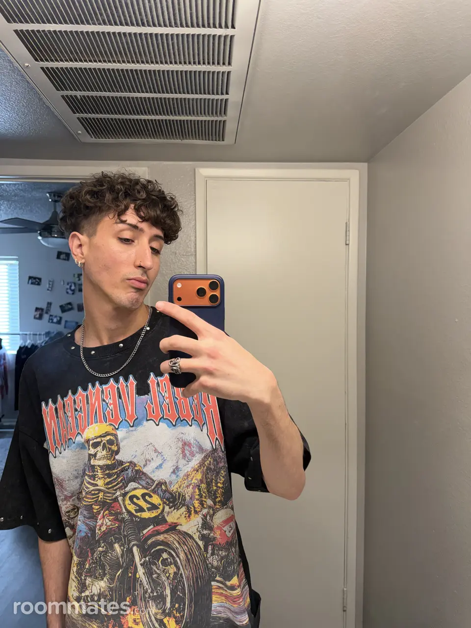 Profile photo 11 of 11