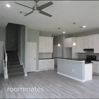 Room for rent in Beasley, TX $750, house