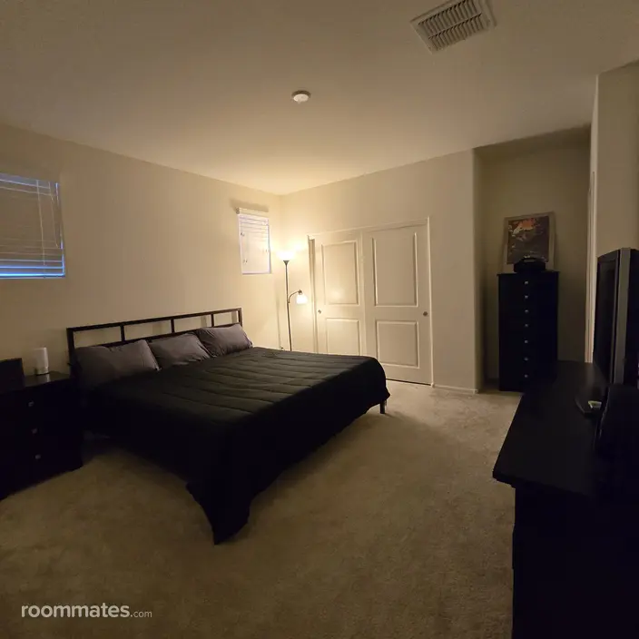 Room for rent in Chandler, AZ $1000, house