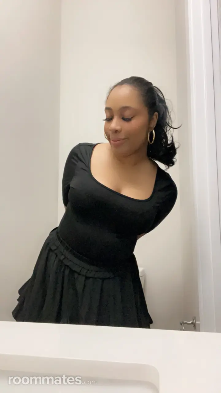 Profile photo 4 of 7