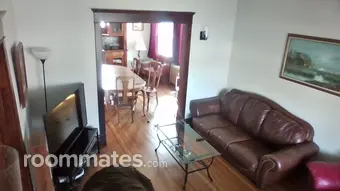 Room for rent in Saint Paul, MN $643, house