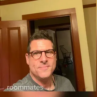 Roommate looking Naples FL, $900
