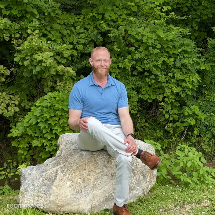 Roommate looking Jonesborough, TN, $1000