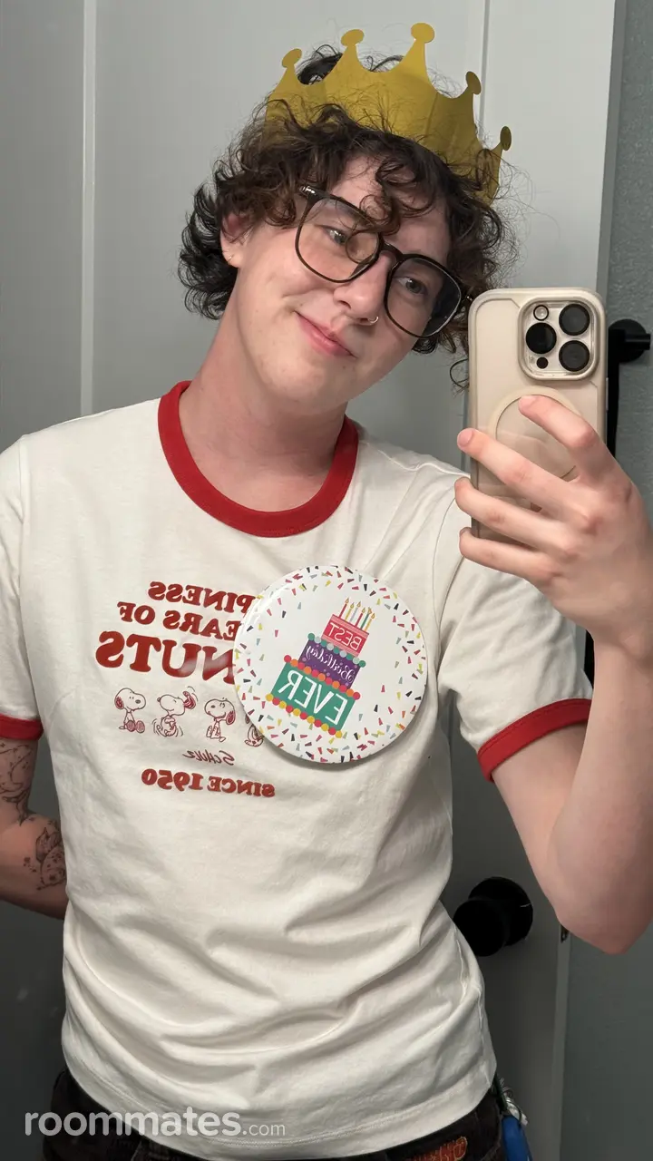 Profile photo 2 of 11