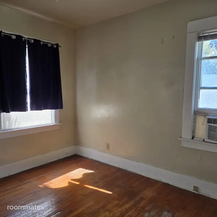 Room for rent in Long Beach, CA $1180, other