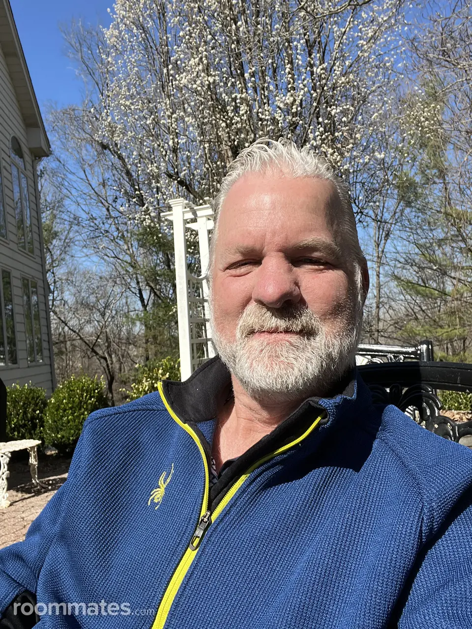 Profile photo 6 of 6